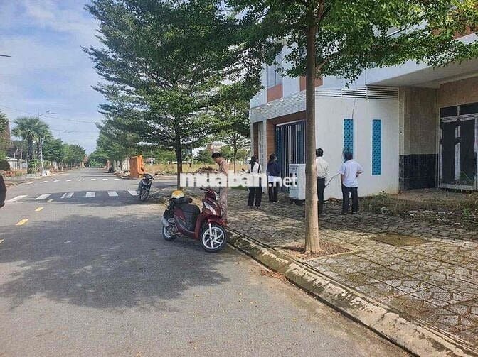 Bán lô góc đẹp nhất khu nhà ở U&I Thới Hòa TPHCM