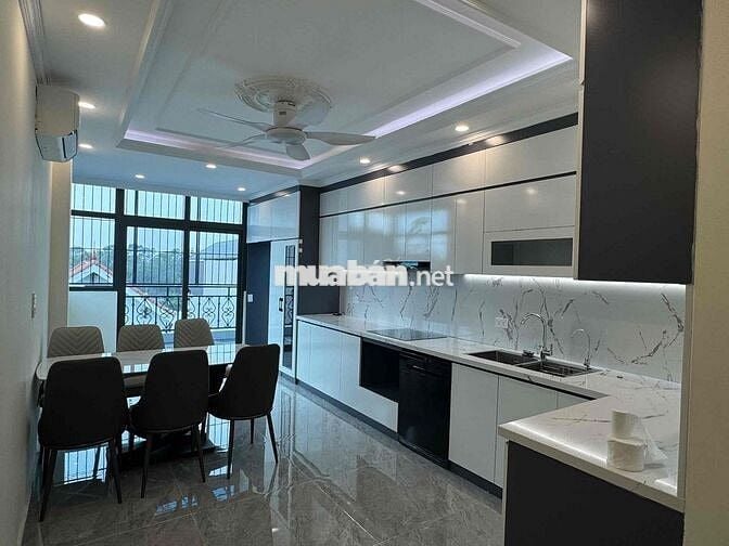 PHÂN LÔ - VỈA HÈ - Ô TÔ TRÁNH khu TĐC Tu Hoàng, 40m2x7tầng, 16 tỷ