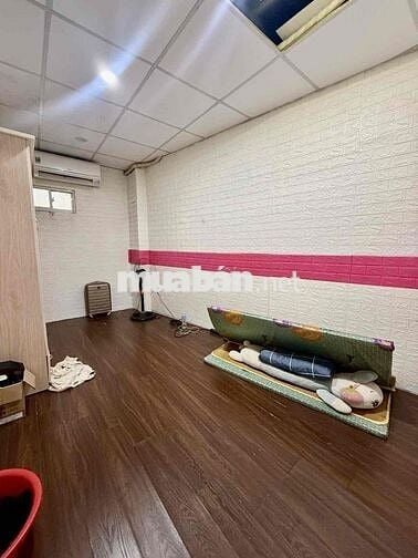 BÁN NHÀ GÁC LỬNG KIỆT HẢI PHÒNG - 3 NGỦ 2 WC - ĐT VỢT NHANH Ạ