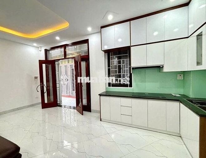 Bán nhà Mộ Lao, mặt tiền bề thế, 36m, 5 tầng quanh 7 tỷ