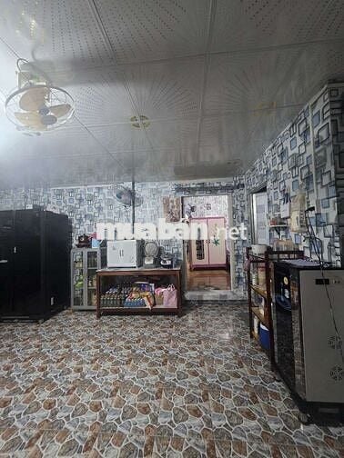 Nhà vườn gần 800m² thổ cư 100% huyện Đức huệ long an