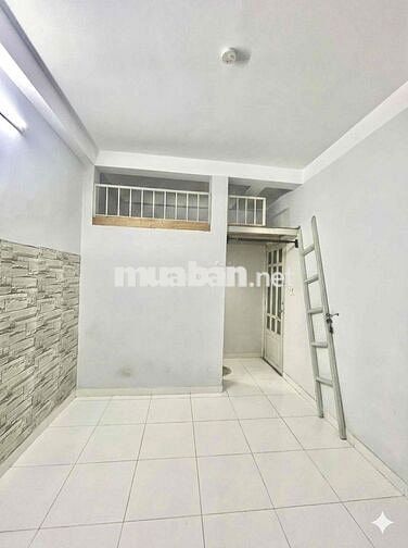 Phòng trọ full cửa sổ, máy lạnh, gác, sạch sẽ thoáng mát