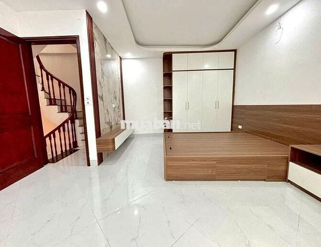 Bán nhà Mộ Lao, mặt tiền bề thế, 36m, 5 tầng quanh 7 tỷ