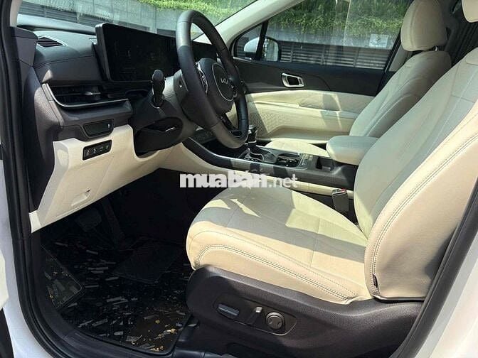 Siêu Lướt Kia Carnival 2025 Luxury 2.2D - 15000 km