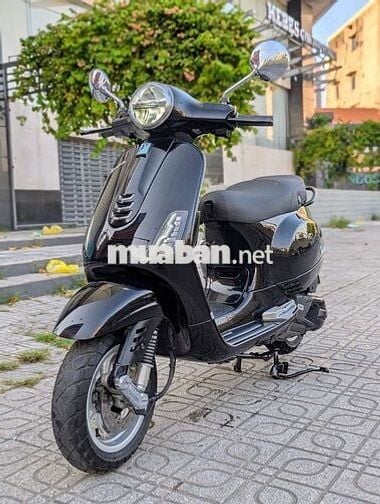 Piaggio Vespa LX 125 iGet Đen 2019
