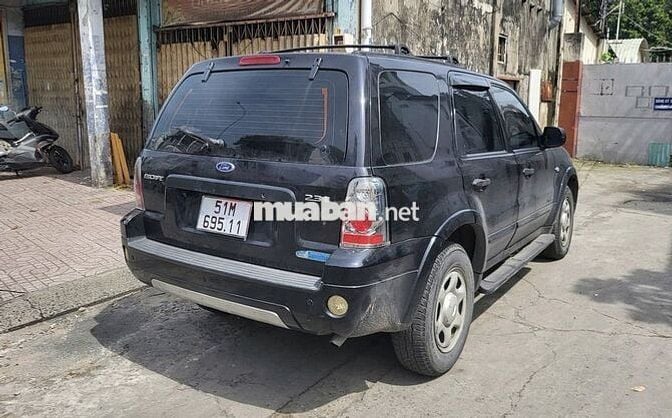 Ford Escape 2006 2.3L AT 98500 km