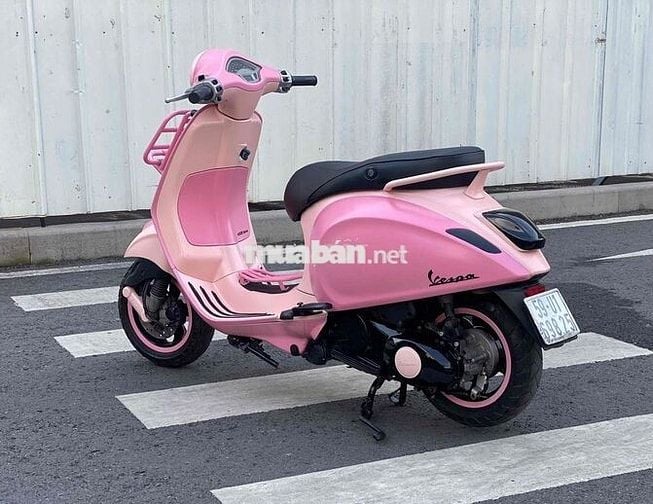 Cần bán xe Vespa Primavera 125 2015 Hồng kute