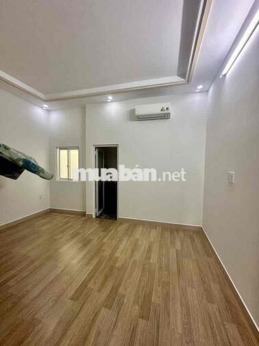 Bán nhà 3 tầng gần Phạm Văn Đồng, 65m2, HXH, giá 6.1tỷ Thủ Đức. gấp