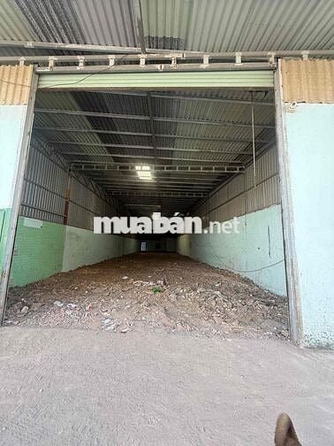 Cho thuê kho 16tr/th DT:8x38 ( Đang nâng Nền , kho cao có điện 3Fa )