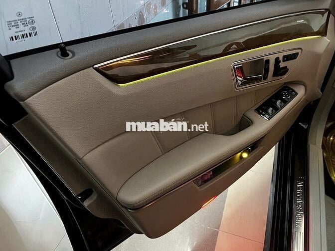 Mercedes-Benz E300 2010 Đen 91.000 km