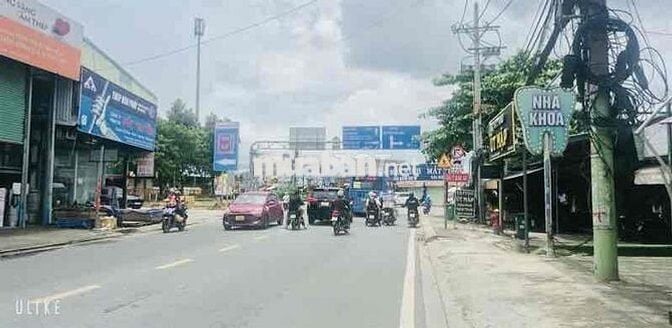 Bán nhà 3 tầng gần Phạm Văn Đồng, 65m2, HXH, giá 6.1tỷ Thủ Đức. gấp