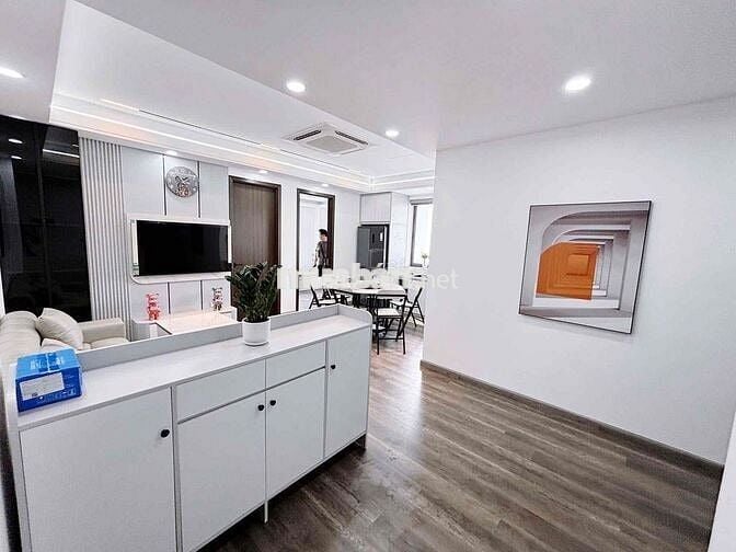 Bán nhà chung cư phố Minh Khai nhà đẹp 4 thoáng 4 ngủ sổ đỏ lâu dài 10