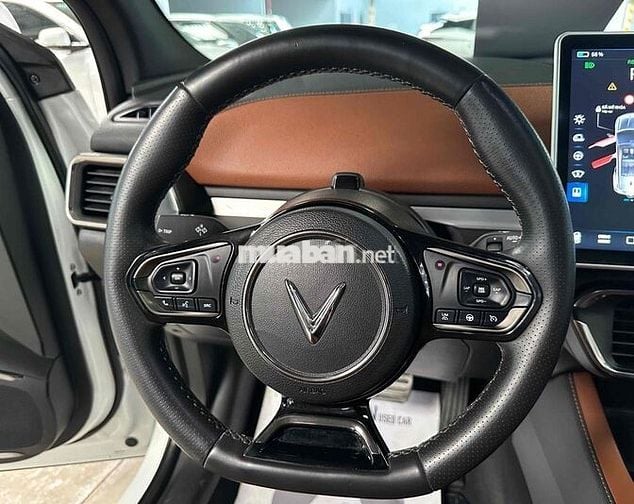 GF Thủ Đức - VF8 Plus 2023 Trắng / Nâu HỒ SƠ SẴN