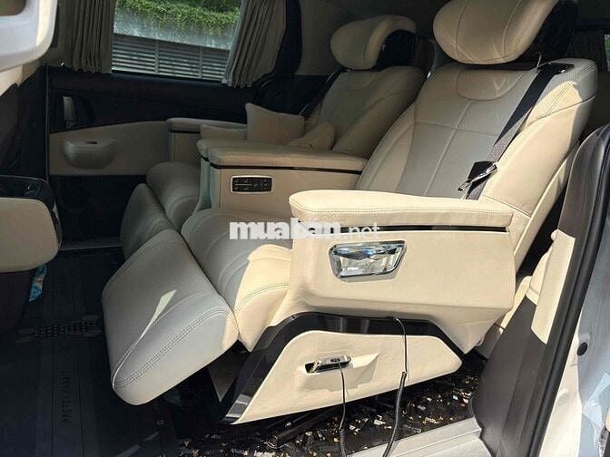 Siêu Lướt Kia Carnival 2025 Luxury 2.2D - 15000 km