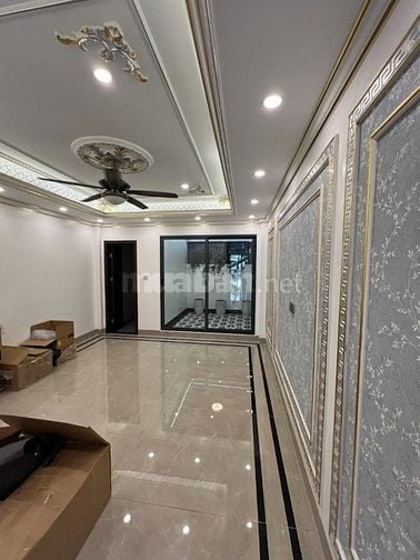 Bán nhà Thái Hà, Đống Đa giá 13tỷ, nhà đang sử dụng, có thang máy