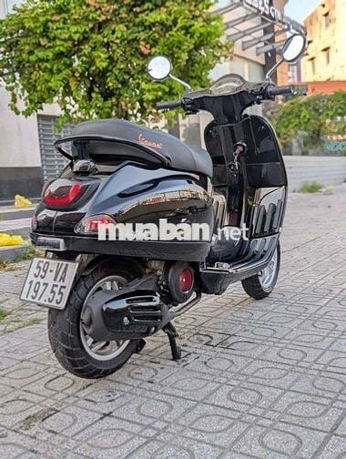 Piaggio Vespa LX 125 iGet Đen 2019