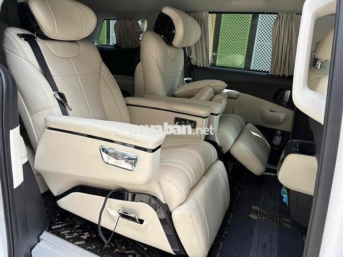 Siêu Lướt Kia Carnival 2025 Luxury 2.2D - 15000 km