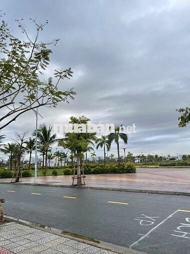 RẺ NHẤT THỊ TRƯỜNG KHU ĐẦM SEN - NAM HOÀ XUÂN