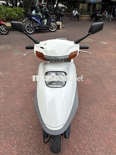 Honda Spacy 125 Nhật Bản đời 2000.