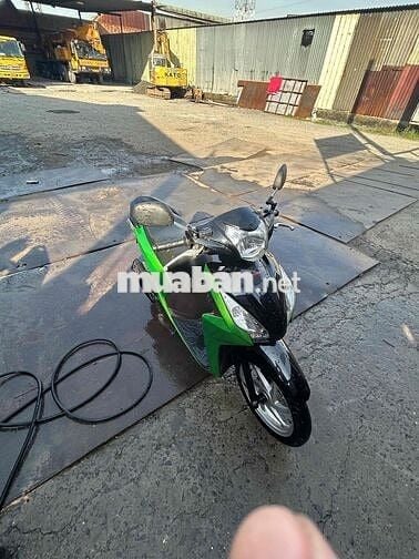 Honda Vision Xanh lá Đen