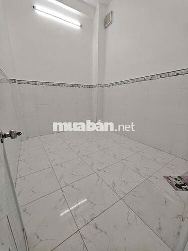 Cho thuê nhà 4 triêụ 2 góc mặt tiền gần bệnh viện Phụ Sản Cần Thơ