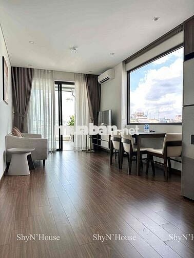 CHDV full nội thất, cực rộng, ban công cử sổ ngay gần sân bay TSN