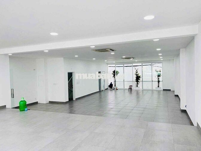 CHO THUÊ NHÀ 3 TẦNG DTSD :450m2 , NGANG :10M , NHÀ MỚI ĐẸP XÂY