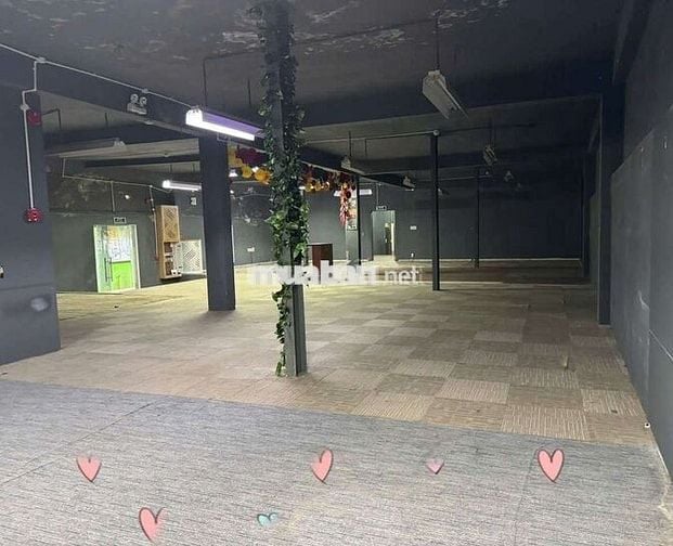 CHO THUÊ KHO 1200M2 ( TRỆT+2 LẦU) NGAY PHAN VĂN HỚN ĐƯỜNG CON40F