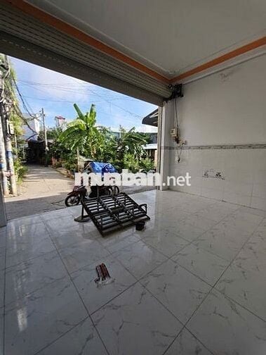 Cho thuê nhà 4 triêụ 2 góc mặt tiền gần bệnh viện Phụ Sản Cần Thơ