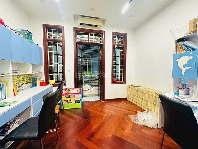 Bán nhà 5 tầng tại Vũ Hữu Thanh Xuân Hà Nội giá 18,9 tỷ