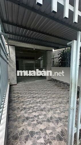 Bán gấp căn nhà cấp 4 ở Đ. Tân Xuân 2, Hóc Môn 81m2 SHR giá 1 tỉ 400tr