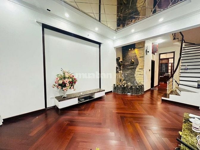 Bán nhà 5 tầng tại Vũ Hữu Thanh Xuân Hà Nội giá 18,9 tỷ