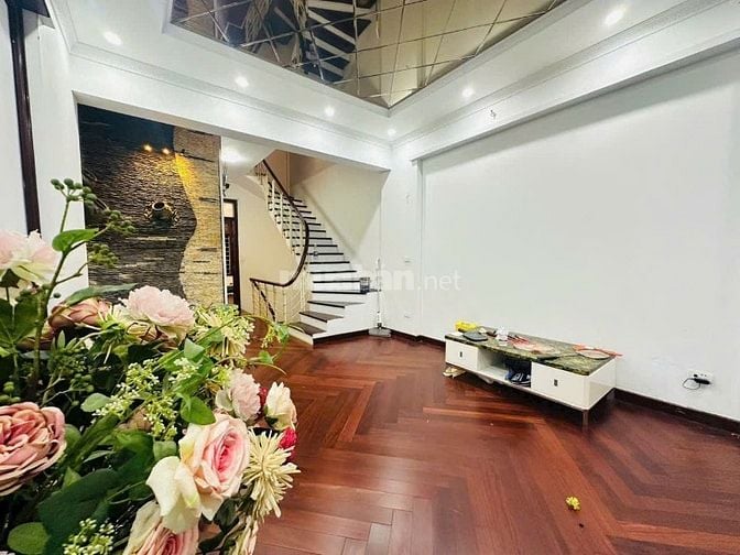 Bán nhà 5 tầng tại Vũ Hữu Thanh Xuân Hà Nội giá 18,9 tỷ