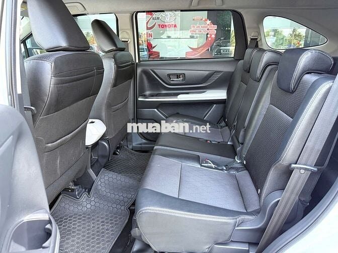 Toyota Veloz Cross CVT Top 2024 50.000 km