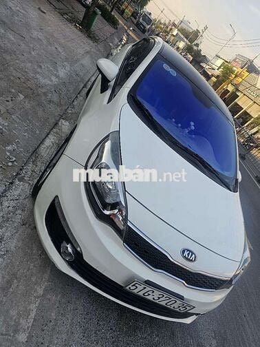 Kia Rio 2017 Số sàn màu Trắng