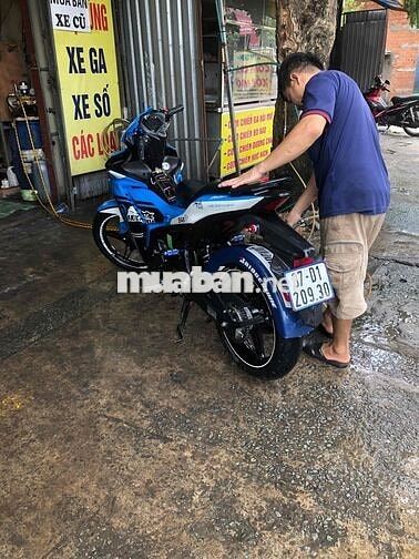 Không có tiền trị bệnh nên cần bán gấp xe máy