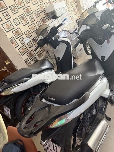 Honda SH Ý nhập 3 cục. Xe zin đẹp.chính chủ.GiaoLu