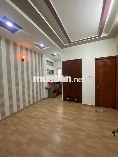 nhà 4 x 20, đúc 4 tấm , hẻm xe tải thông , lê văn thọ , p14