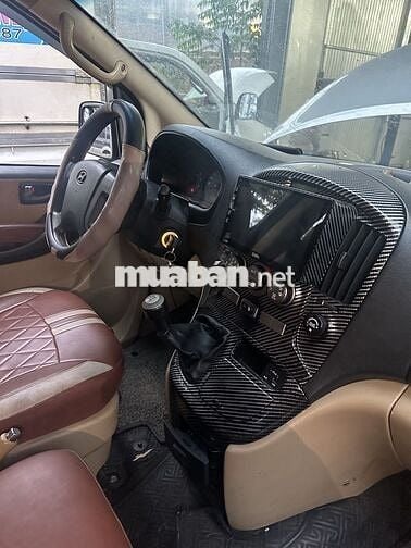 Hyundai Starex 2015 2.5D MT - 300000 km