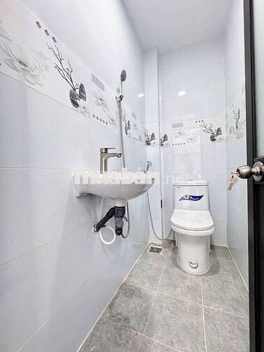 NHÀ NGUYỄN KHOÁI Q4- 2 TẦNG- 30m2- KO QH- CHỈ 4 TỶ