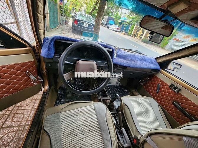 Toyota Corolla Vàng đồng