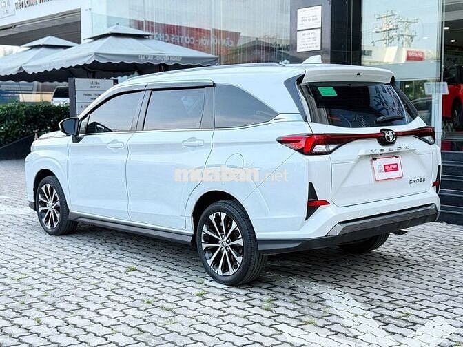 Toyota Veloz Cross CVT Top 2024 50.000 km