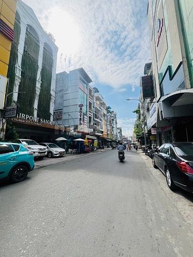 MT Ngô Thị Thu Minh Q.Tân Bình, ngang 4,2m, CN 67.2m, 4 tầng,giá 20 tỷ