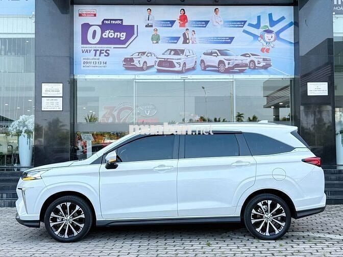 Toyota Veloz Cross CVT Top 2024 50.000 km