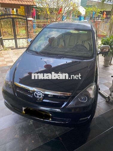 Toyota Innova 2007  - 11111 km