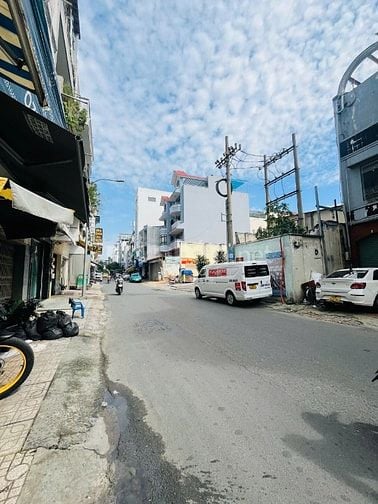 MT Ngô Thị Thu Minh Q.Tân Bình, ngang 4,2m, CN 67.2m, 4 tầng,giá 20 tỷ