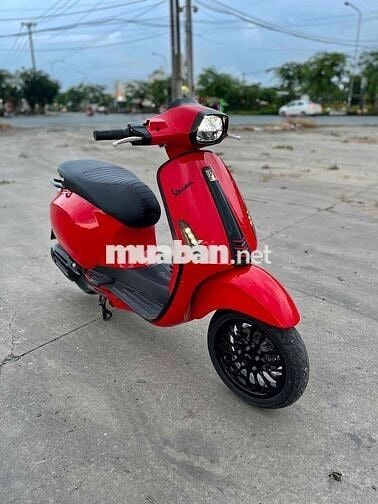 Cần bán Vespa Sprint Zin đẹp keng ( chính chủ )