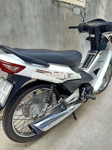 Honda Wave trắng Dư xe ba em bán ạ