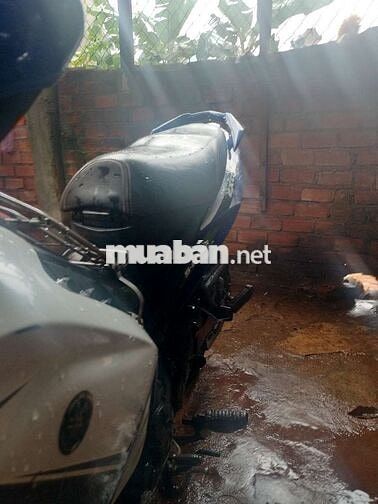 Xe máy Yamaha Exciter 2011 côn tay zin êm