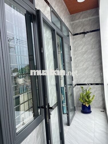 Bán nhà mặt tiền hai mặt tien nha long đien